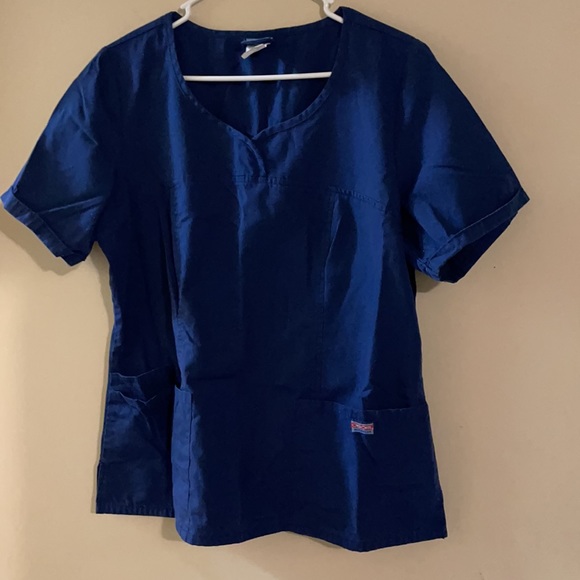 Authentic Cherokee 2pc scrub set - Picture 6 of 8